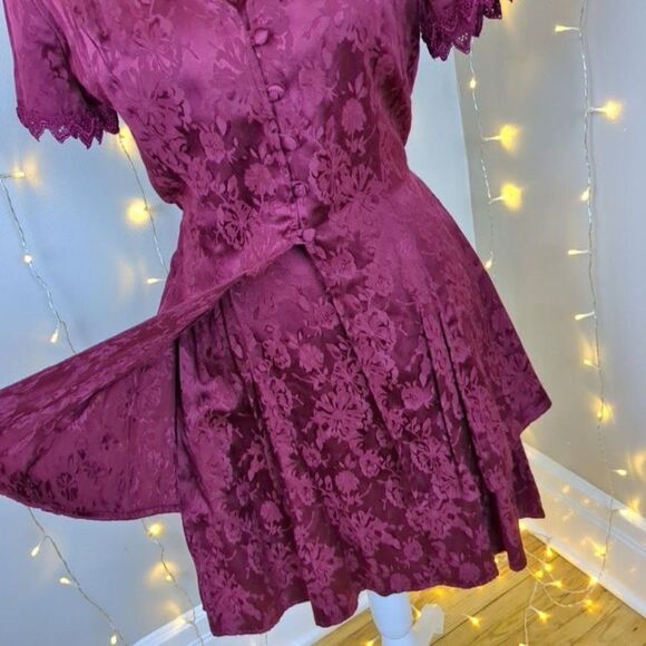 Vintage 1990s Mini Dress Floral Crochet Maroon Satin Empire WhimsiGoth Jr's 5 - Picture 6 of 16